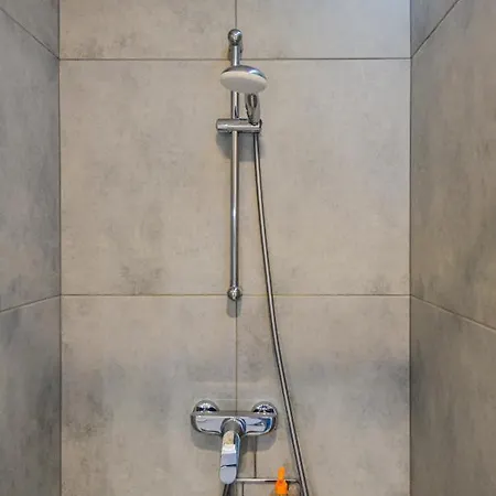 Genio Namas アパート *